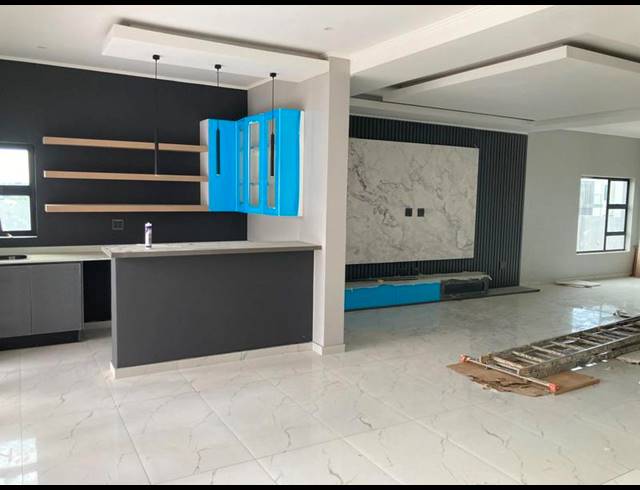 4 BEDROOM HOUSE FOR SALE IN SIX FOUNTAINS RESIDENTIAL ESTATE